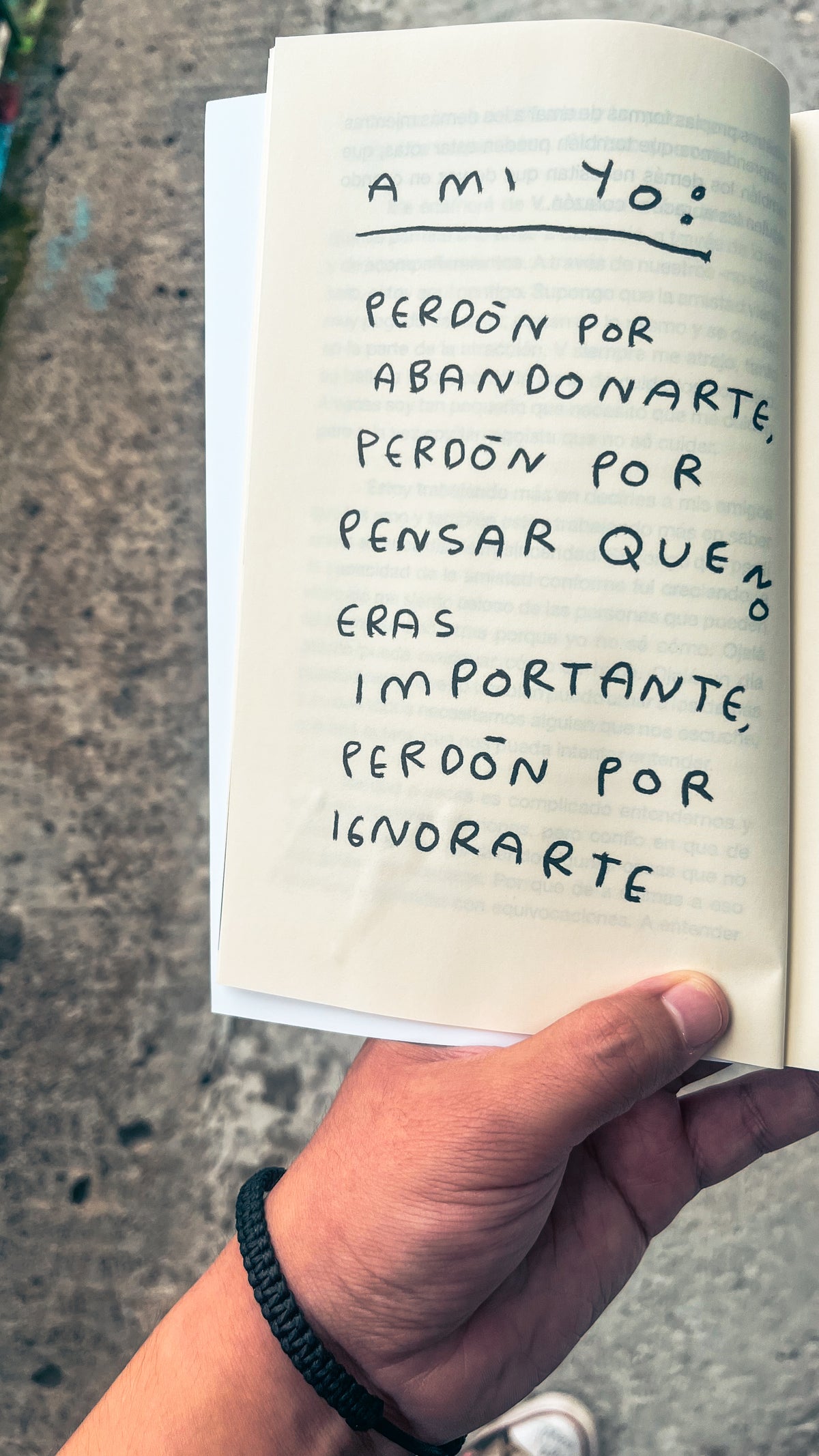 Todos estamos rotos Libro fisico