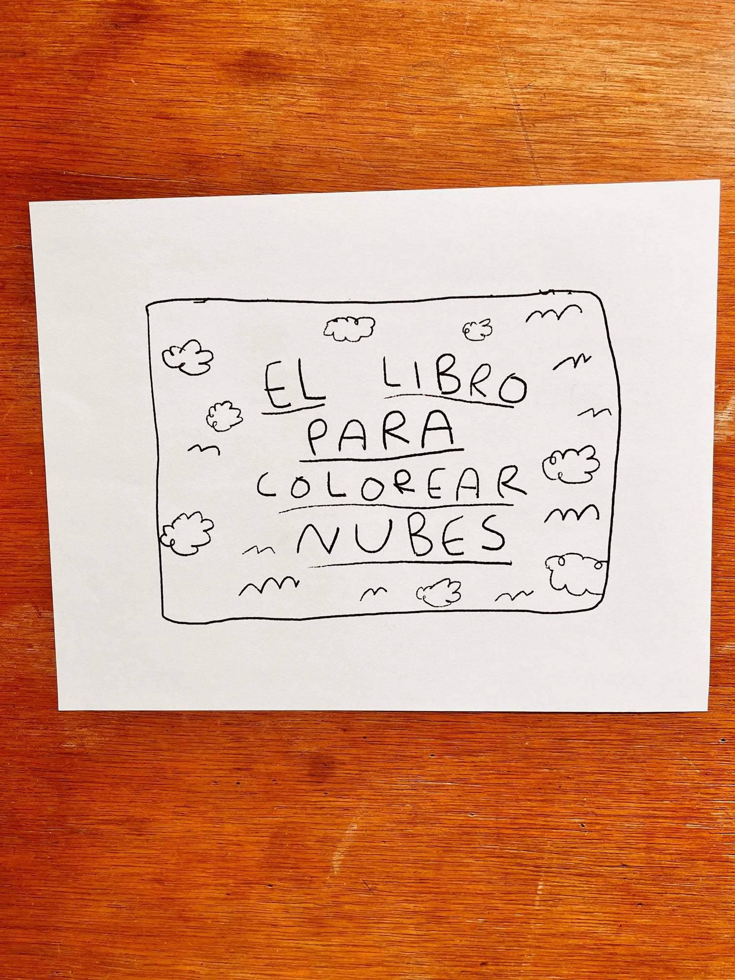 LIBRO PARA COLOREAR NUBES Torna Gris - Artista Mexicano