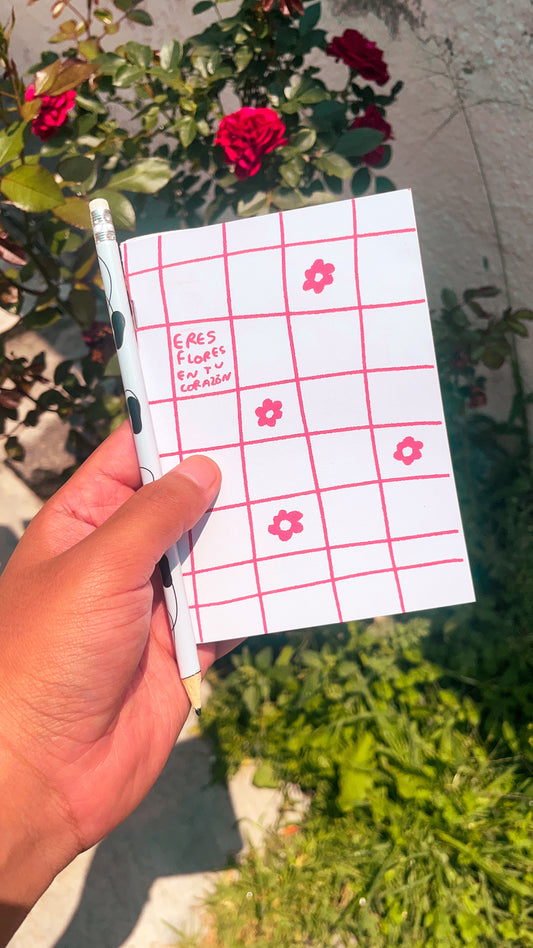 Libreta Flores | Pocket A6 Artesanal con Hojas Blancas