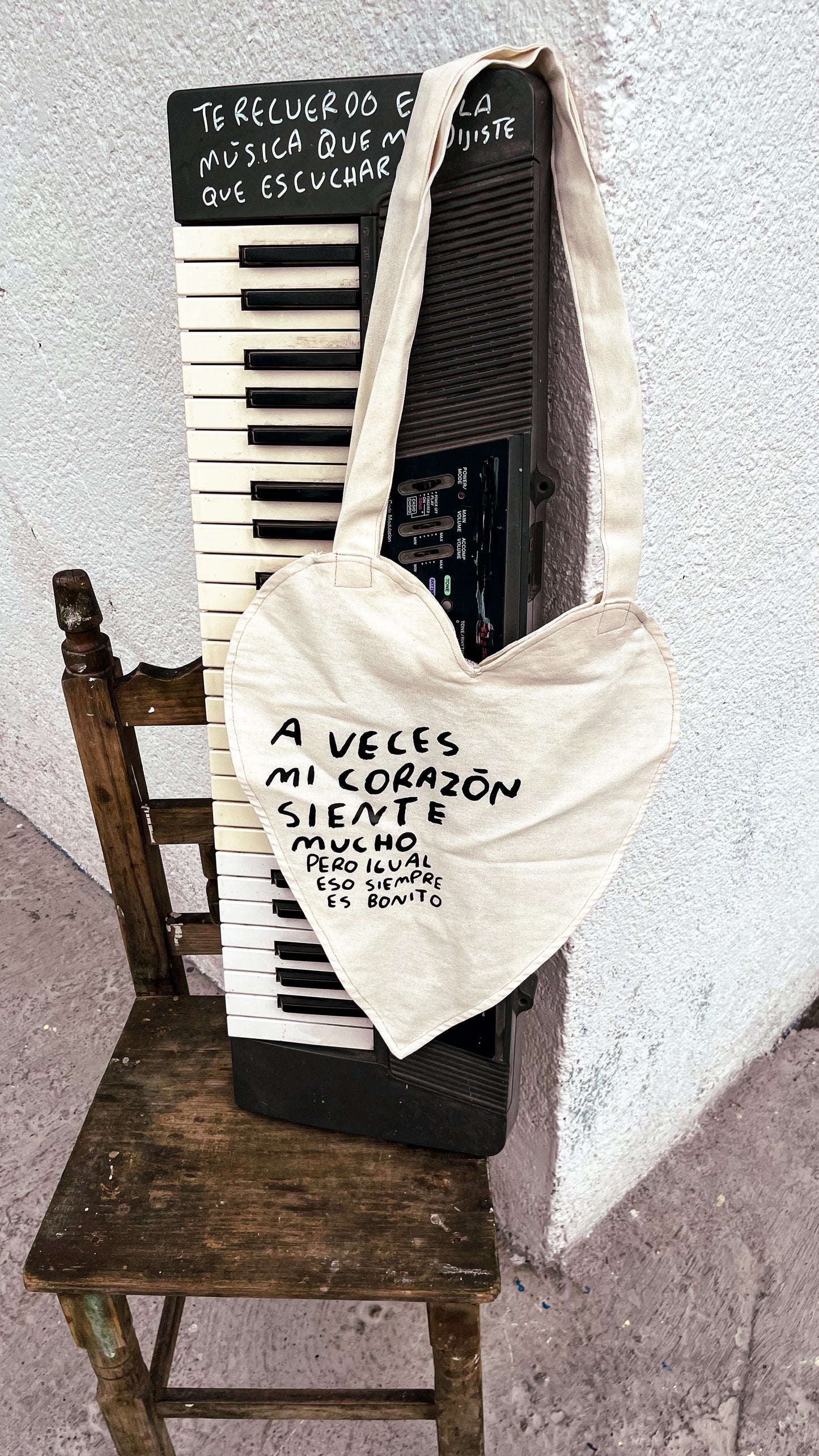 Kit Mamá: Seamos Nuestro Ahora + Bolsa Corazón + Rompecabezas