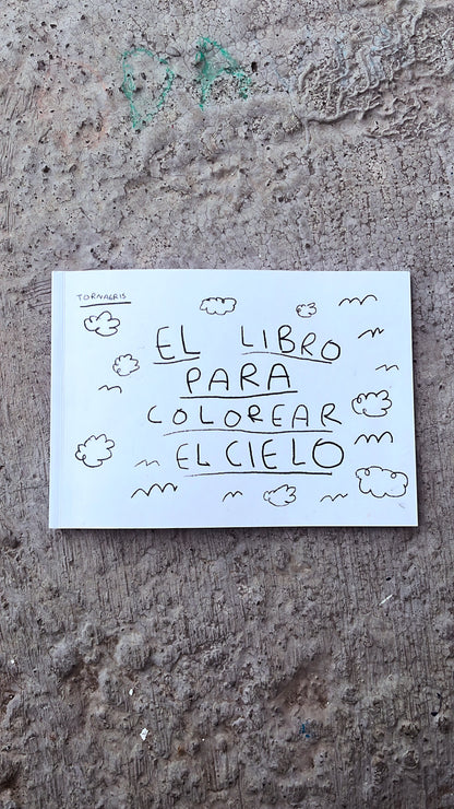 El libro para colorear las nubes