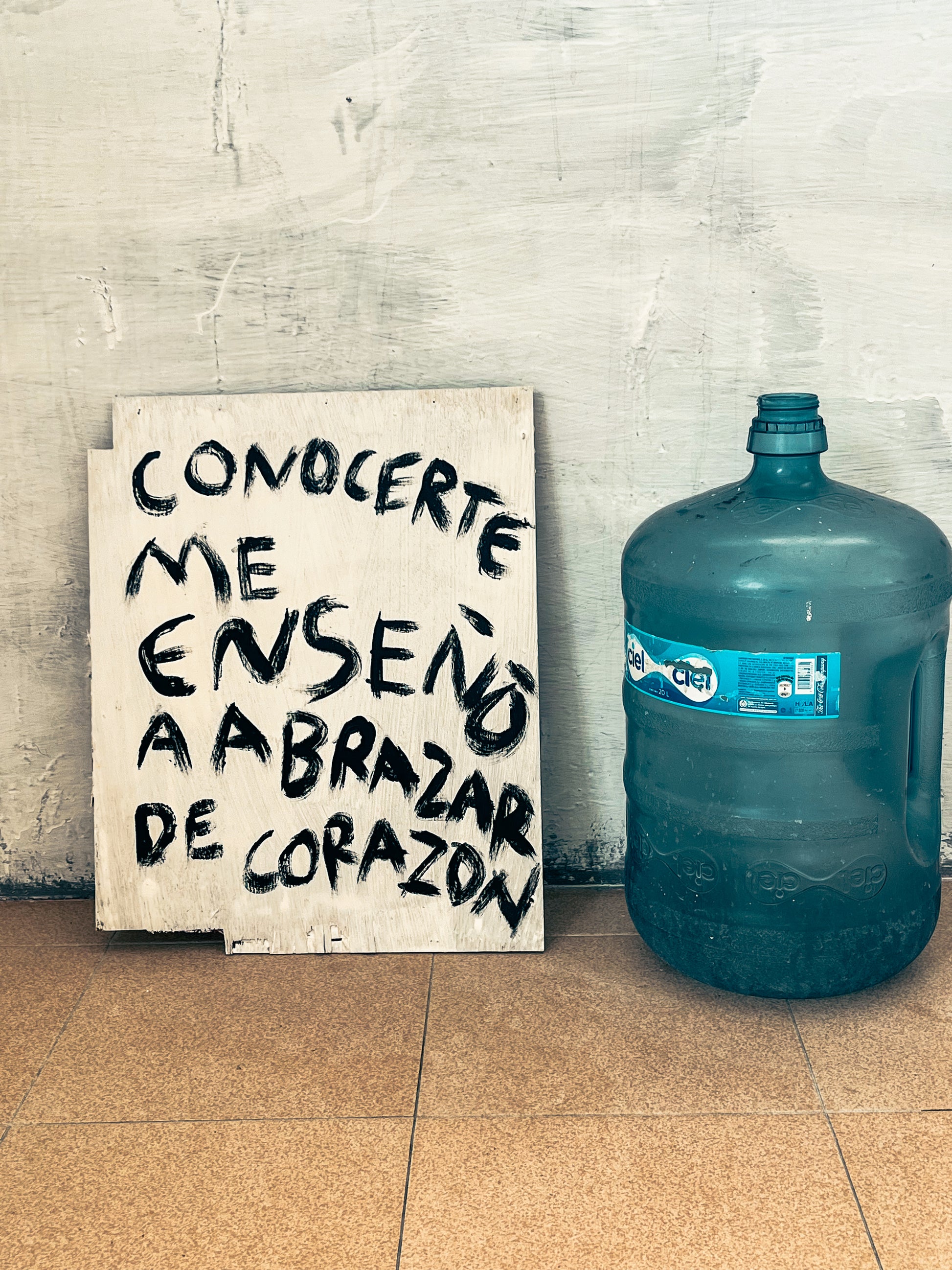 Conocerte me enseño a abrazar el corazon (Pintura original)